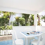 Apart Otel La Conchiglia 3*
