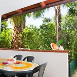 Apart Otel La Conchiglia 3*