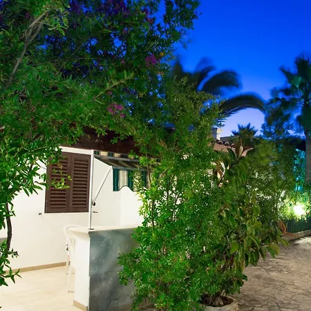Aparthotel La Conchiglia 3*