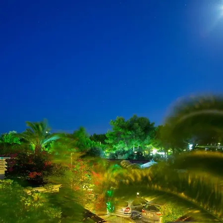 La Conchiglia Aparthotel 3*